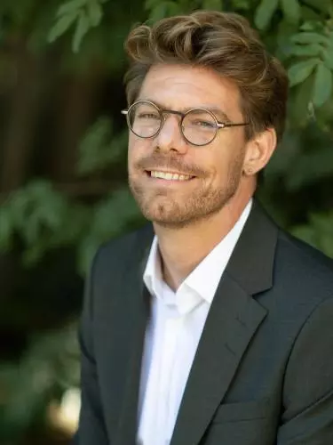 Photo of David Henning