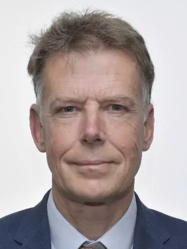 Photograph of Nick Lea
