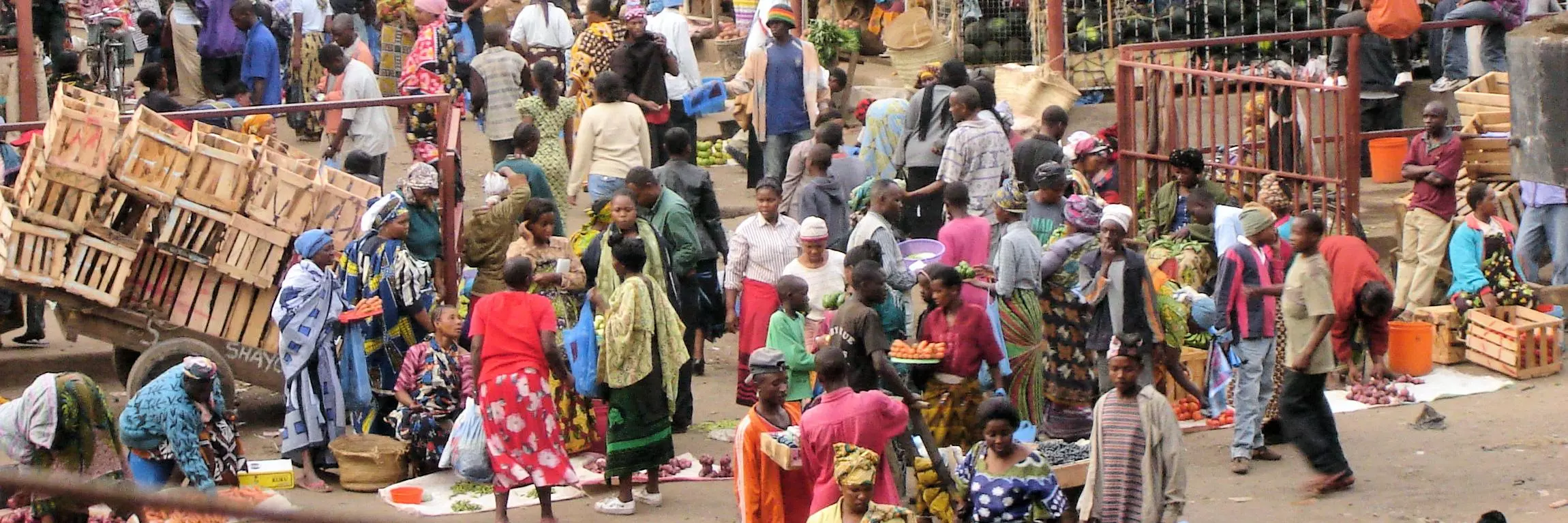 A very busy marketplace in Tanzania